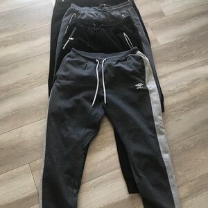 Men’s X-Large Joggers (4) Black & Gray